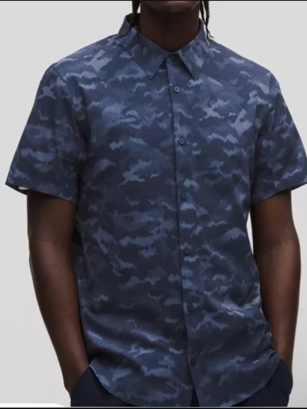 NWT Lululemon Airing Easy Short-Sleeve Shirt Mens Size Large Blue Camo